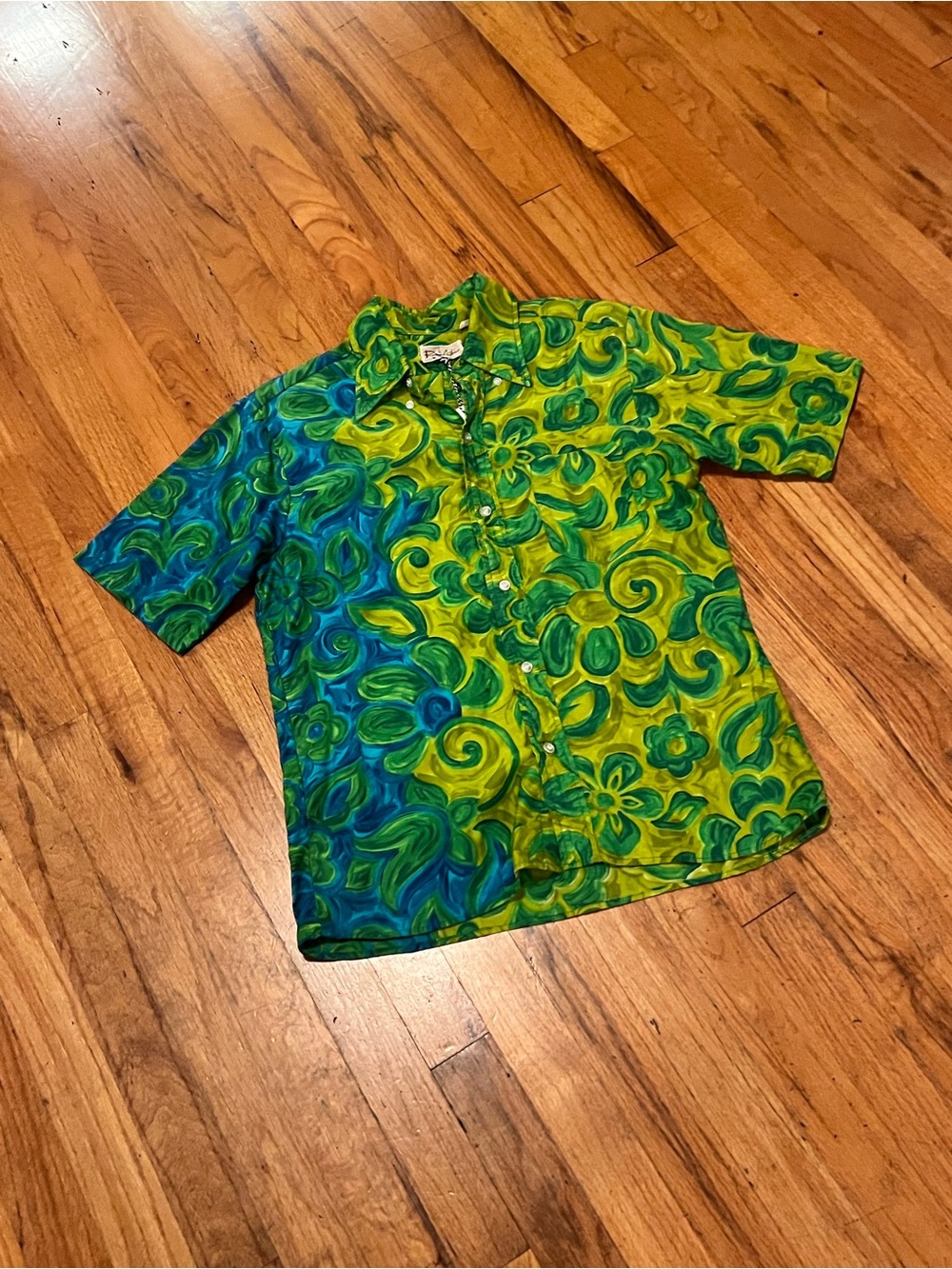 Vintage Green & Blue Floral Casual Button-Down Shirt